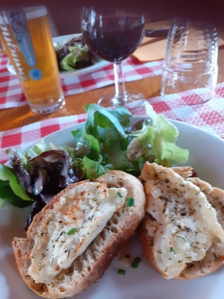 Tarti Es de Chevre Chaud